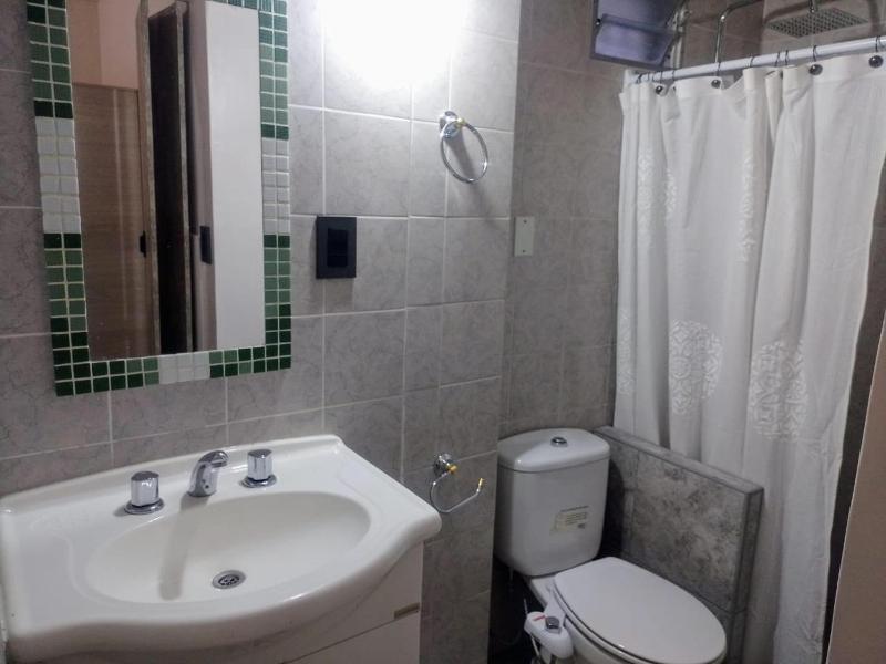 Departamento con excelente ubicación - image 2