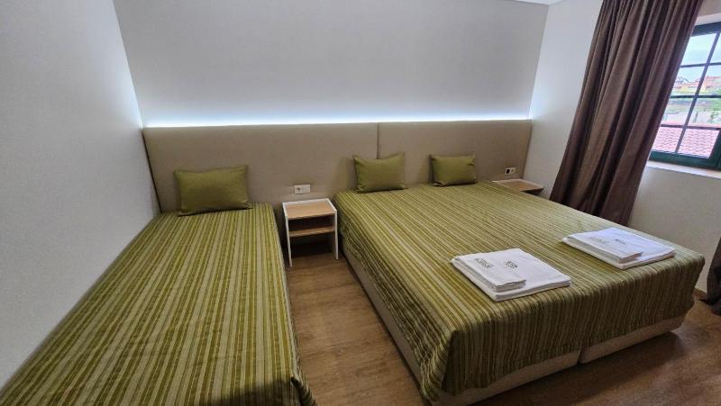 Family Room image 3