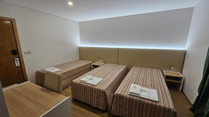 Triple Room image 2