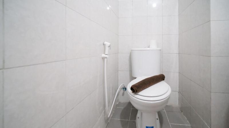 Best Choice and Strategic Location Studio at Apartment Suncity Residence By Travelio - image 15