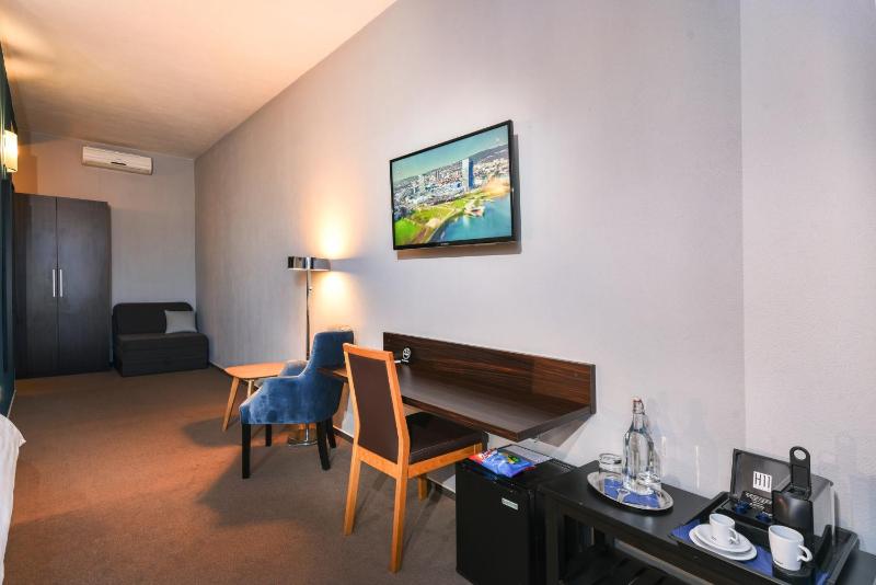 Comfort Double Room image 4
