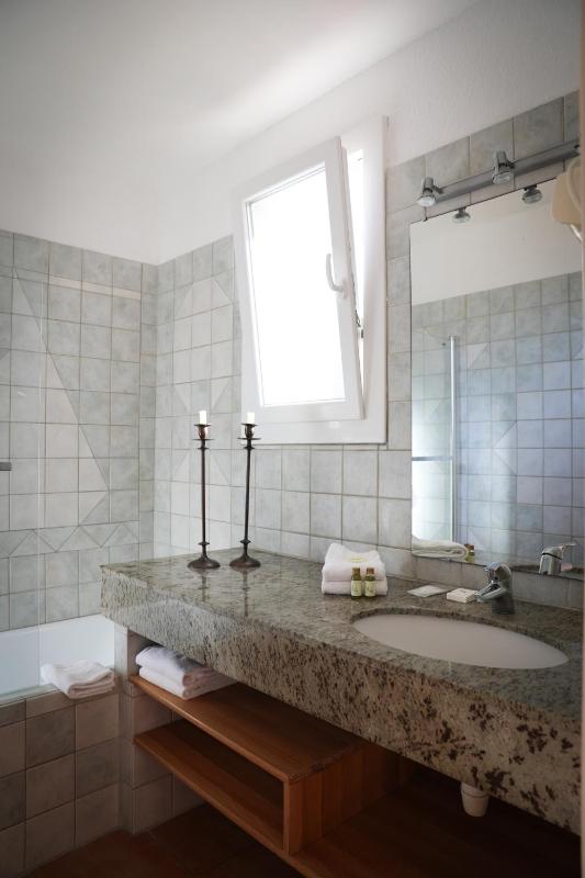 Triple Room image 3