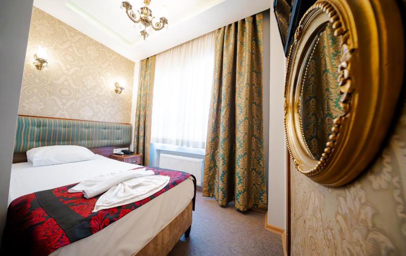 Economy Single Room image 4