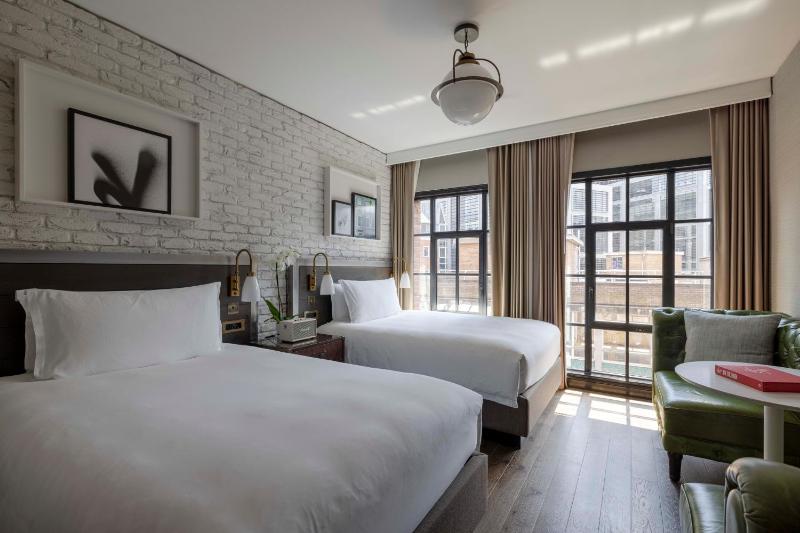 Superior Queen Room with Two Queen Beds image 1