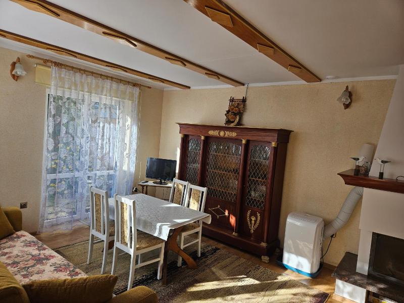 One-Bedroom House image 2