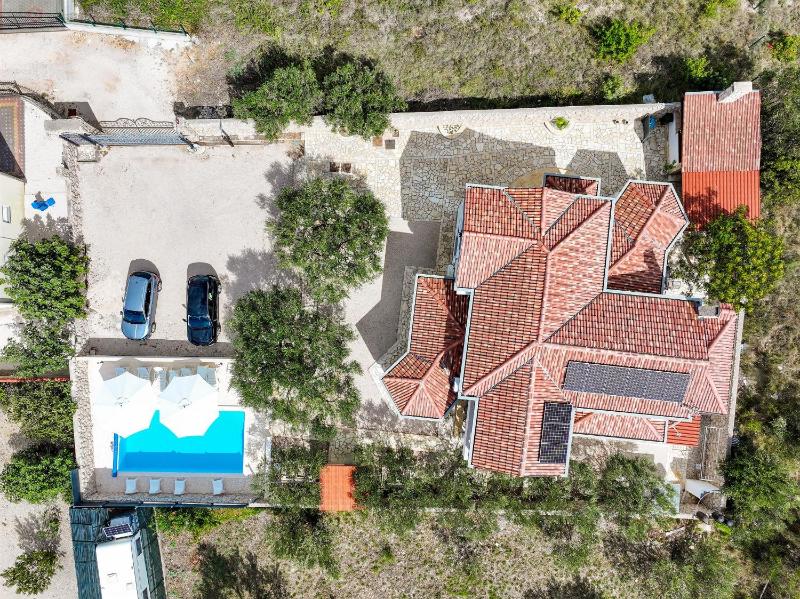 House Anna - image 33