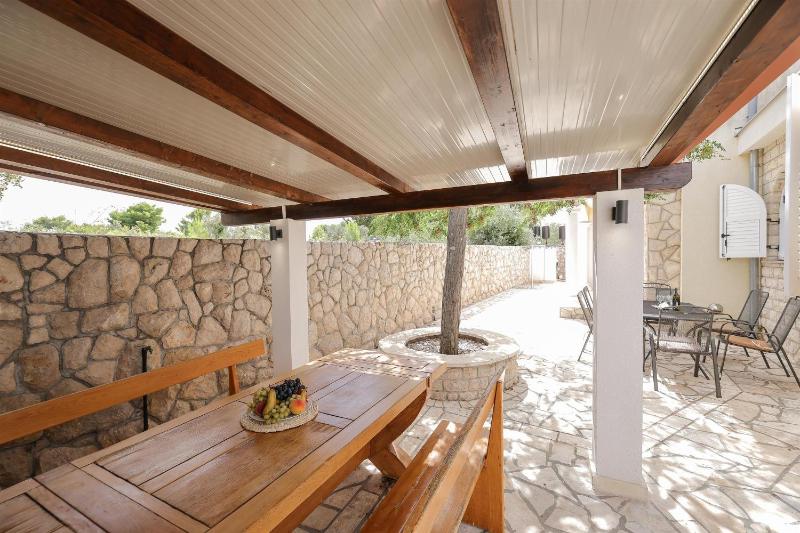 House Anna - image 15