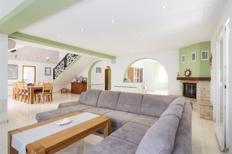 House Anna - image 31