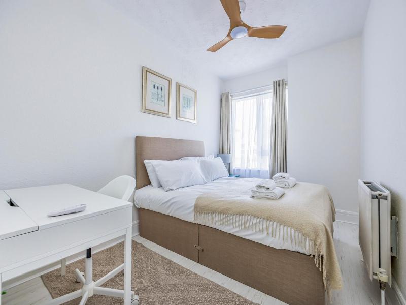 Charming Southsea Family Home - Pass the Keys - image 20