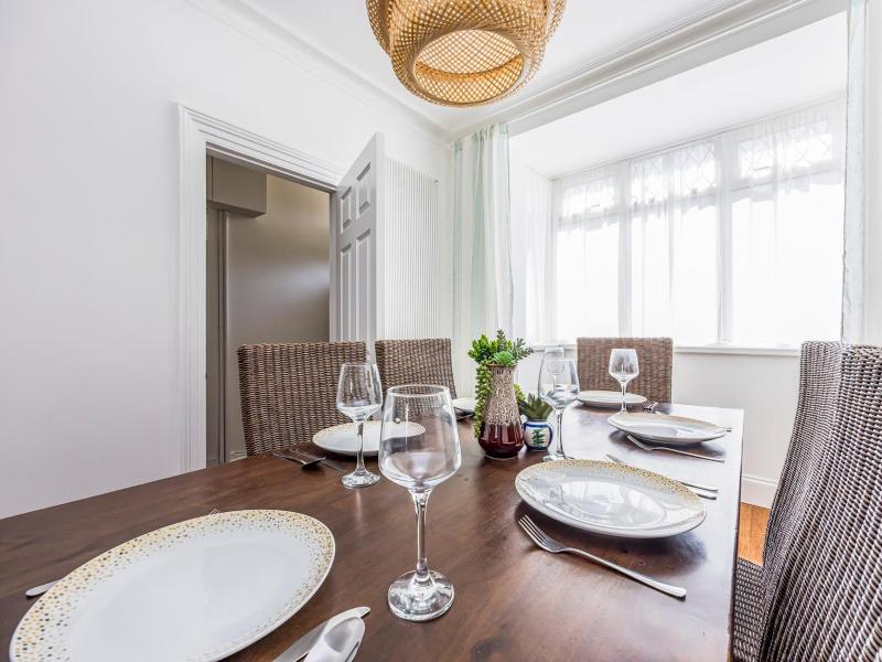 Charming Southsea Family Home - Pass the Keys - image 28
