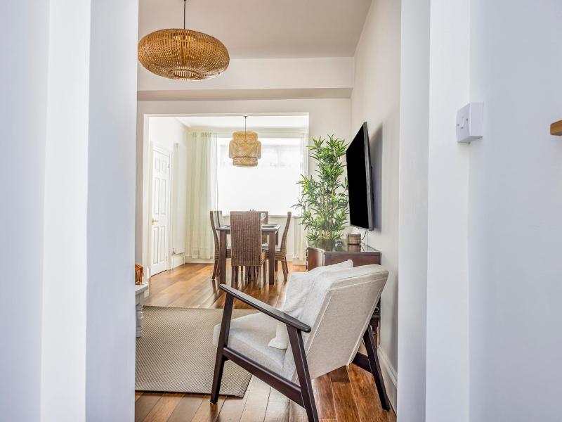 Charming Southsea Family Home - Pass the Keys - image 50