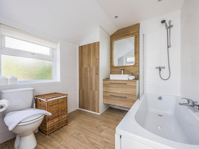 Charming Southsea Family Home - Pass the Keys - image 5
