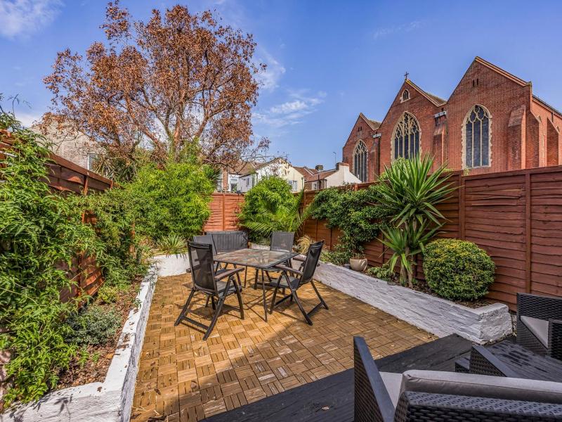 Charming Southsea Family Home - Pass the Keys - image 26