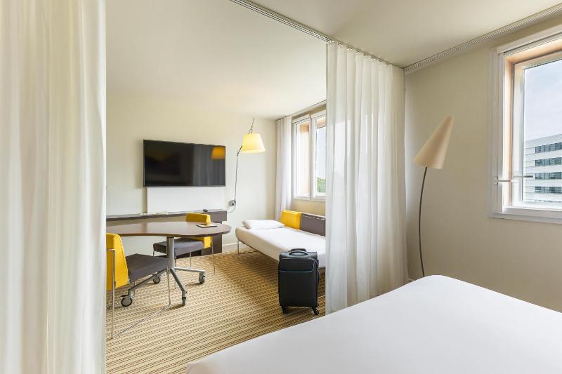 Novotel Suites Lille Europe - image 23
