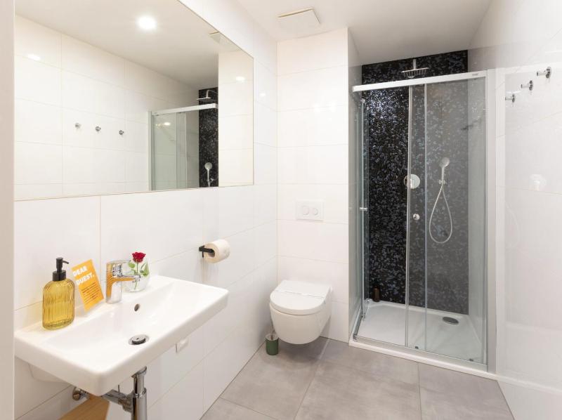 Charming Apartment by Wenceslas square with AC - image 14