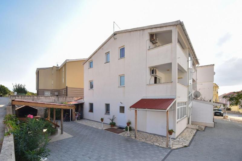 Apartment Danka - image 9