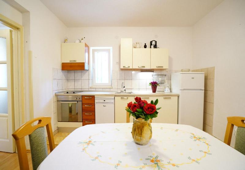 Apartment Marija - image 9