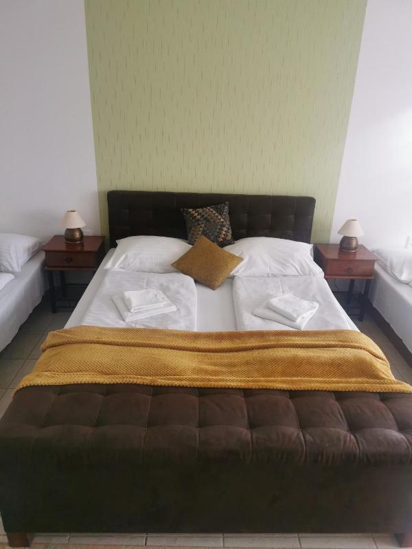 Quadruple Room - Disability Access image 1