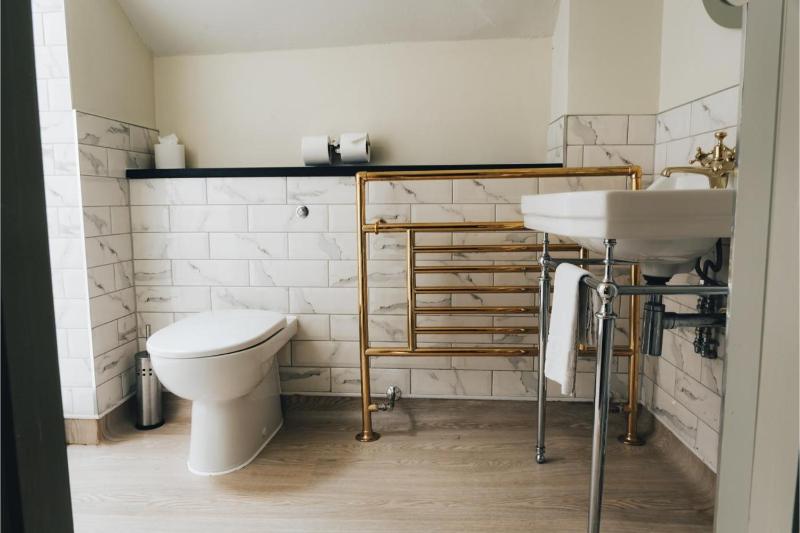 Single Room image 2