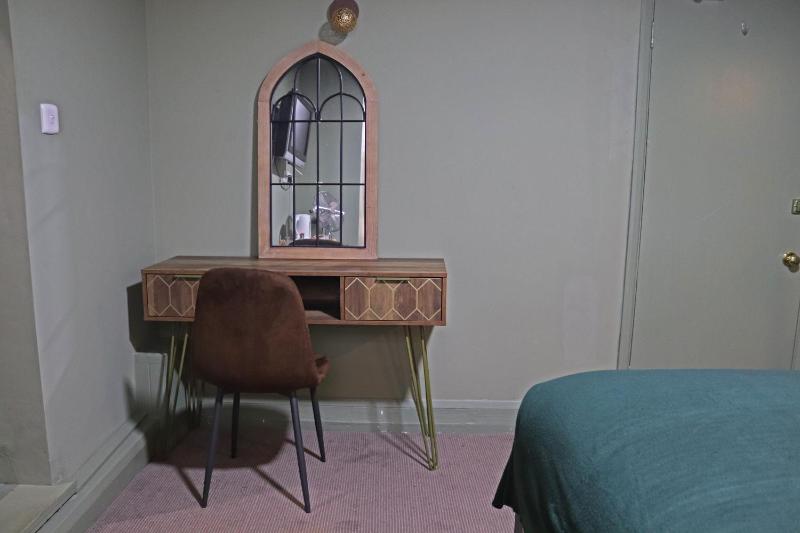 The Snug image 3