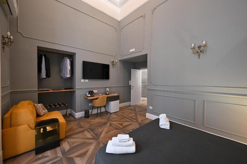 Toledo 424 Suite - image 6