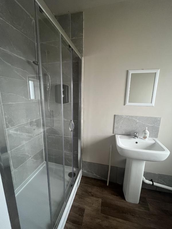 Standard Double Room image 2
