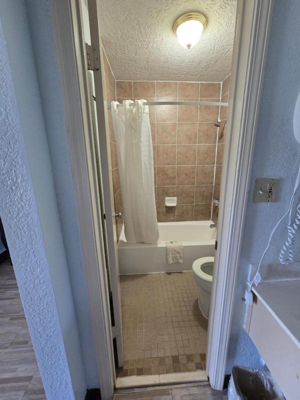 Double Room with Two Double Beds - Non-Smoking image 2