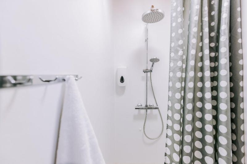 Double Room with Shared Bathroom image 3