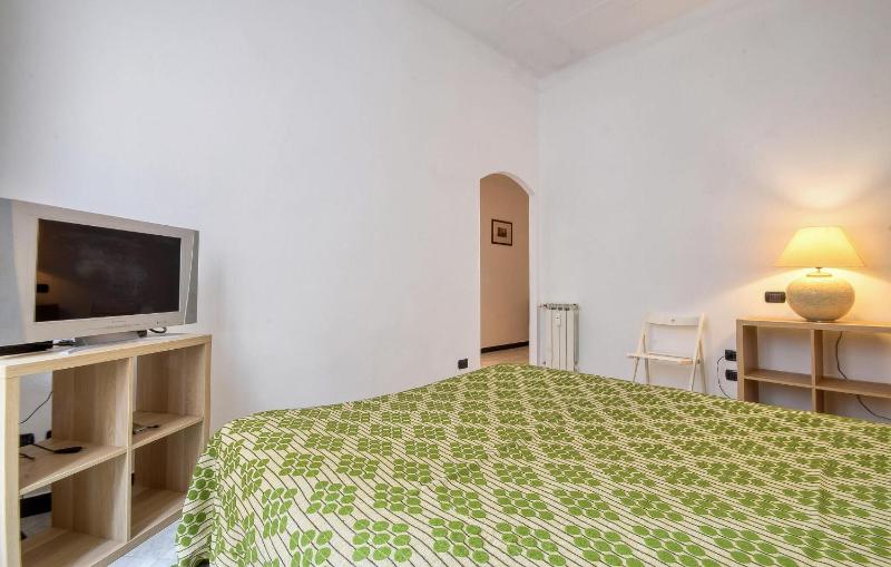1 Bedroom Cozy Apartment In Genova - image 6