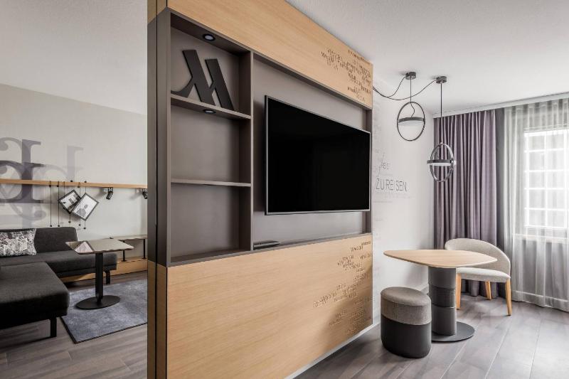 Deluxe Guest room, 2 Twin image 4
