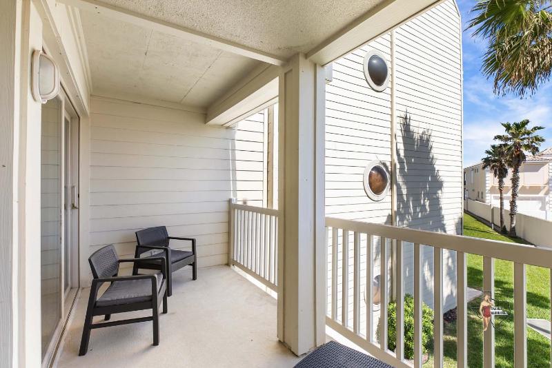 Bahia Mar Solare Beachfront Resort Condos with Two Pools - image 19