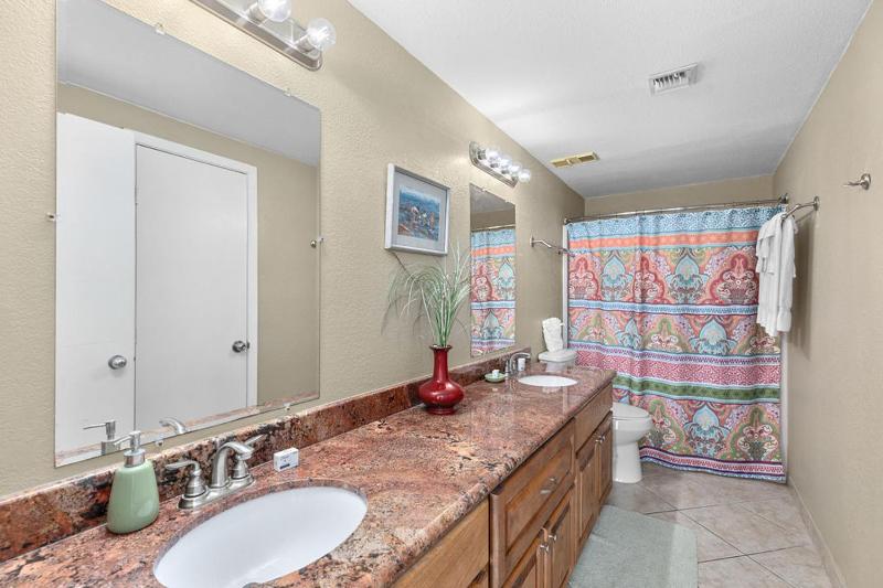 Sunchase IV by South Padre Resort Rentals - image 15