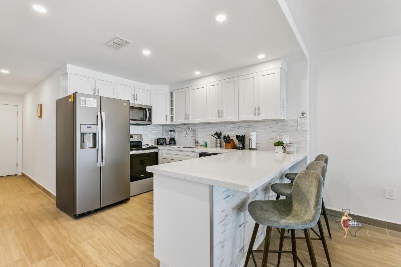 Bahia Mar Solare Beachfront Resort Condos with Two Pools - image 42