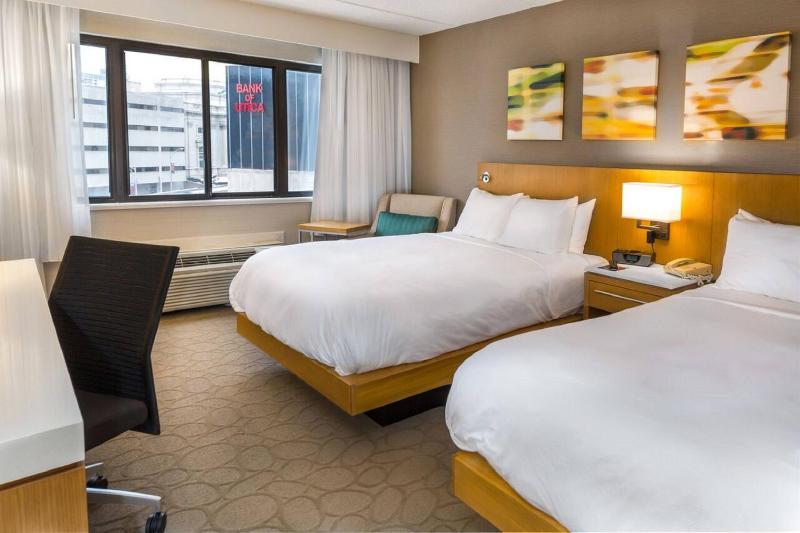 Double Room with Two Double Beds image 3