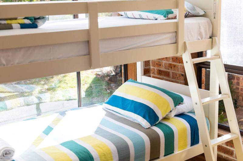 Palm House Vincentia by Book Jervis Bay Linen Walk 2 Beach WiFi - image 48