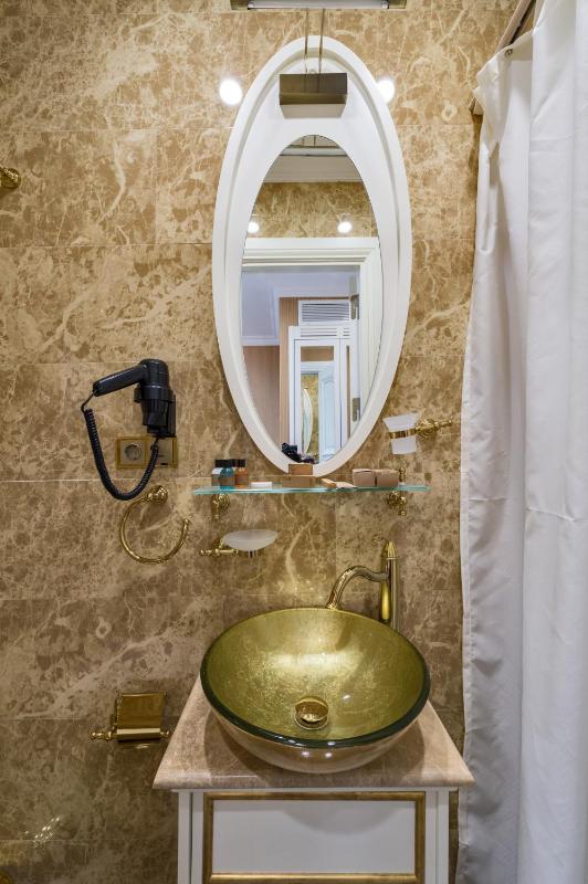 Superior Double or Twin Room image 2