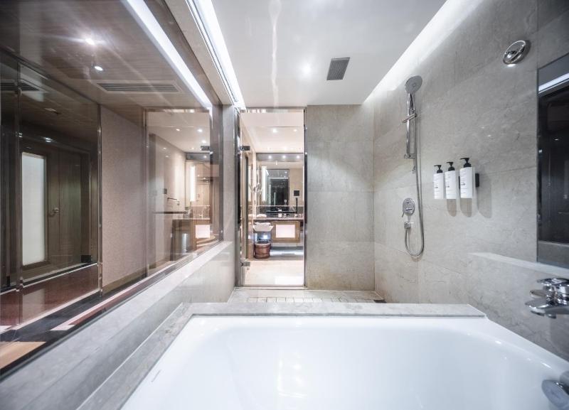 Suning Universal Hotel ALL-SUITES - image 14