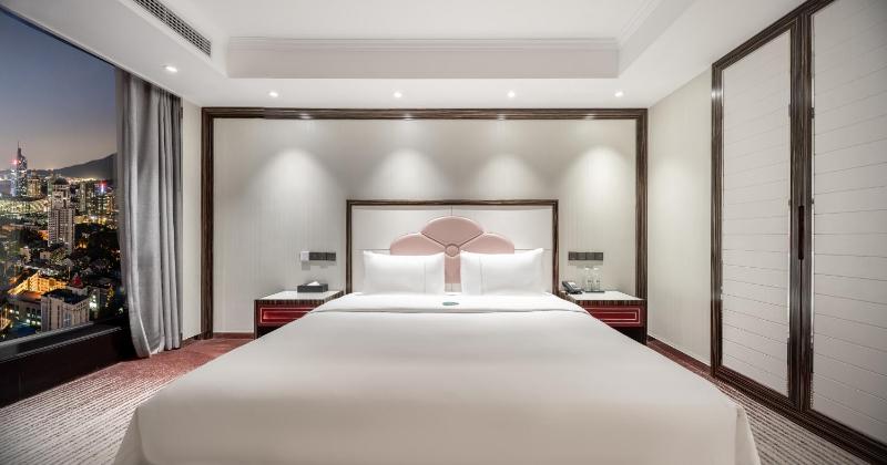 Suning Universal Hotel ALL-SUITES - image 2