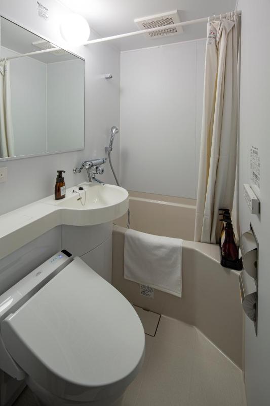 Hotel Reference Tenjin III - image 2