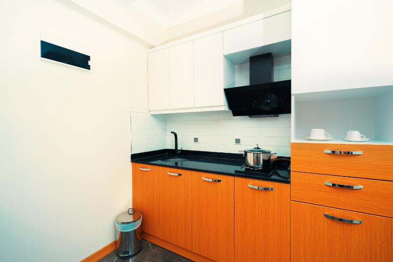 Deluxe Suite image 1