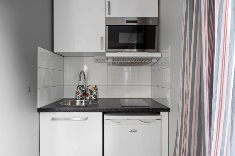 Studio (1 Adult) image 3