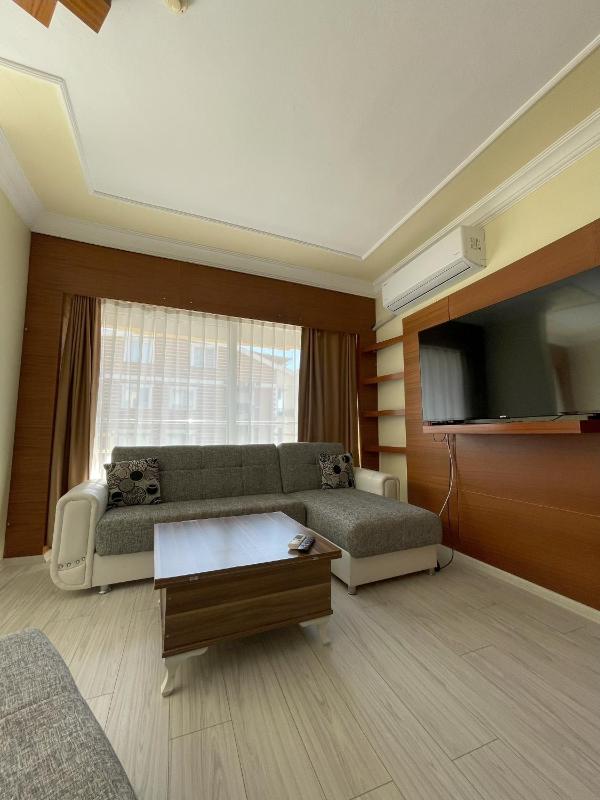 Deluxe King Room image 4