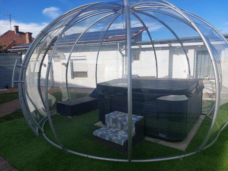 Deluxe Double Room with Shower image 2