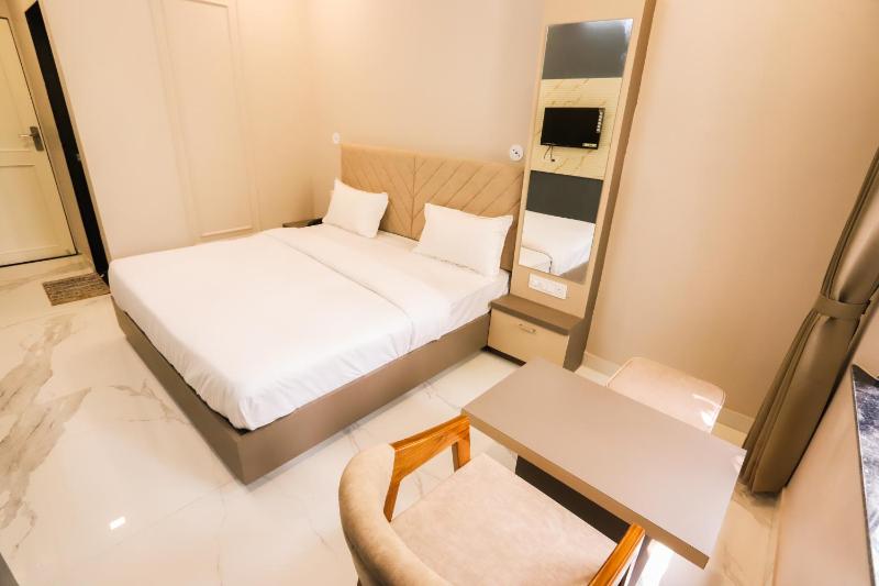 Hotel Indra Palace - image 13