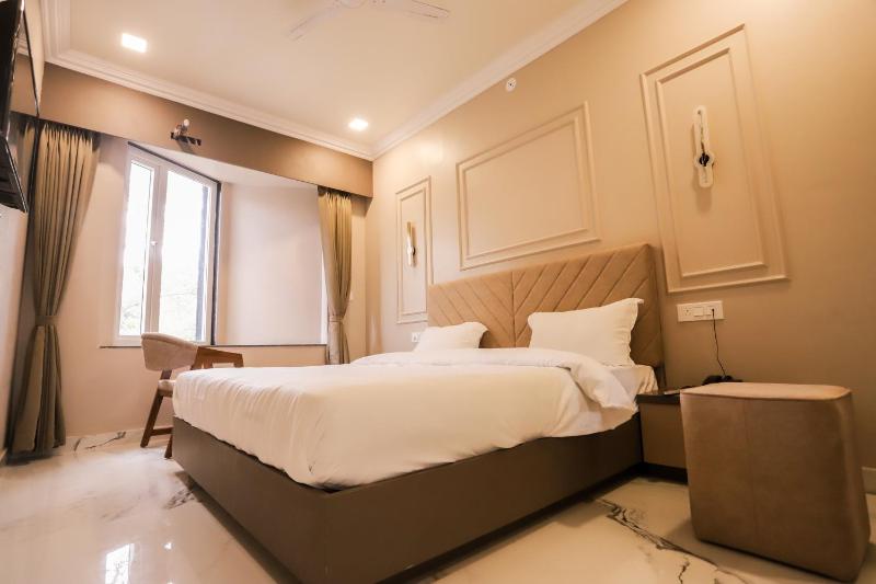 Hotel Indra Palace - image 9