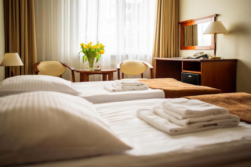 Comfort Double or Twin Room image 4