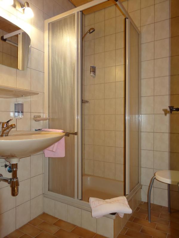Double Room image 3