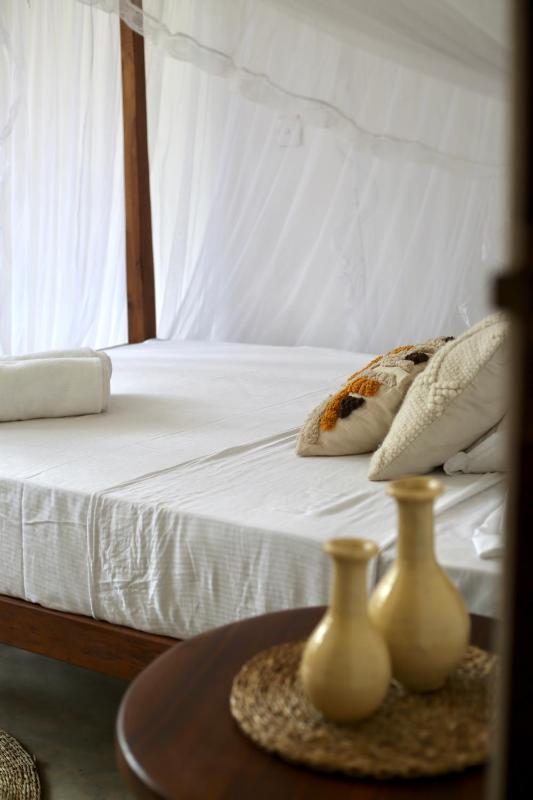 Amlou surf house - image 11