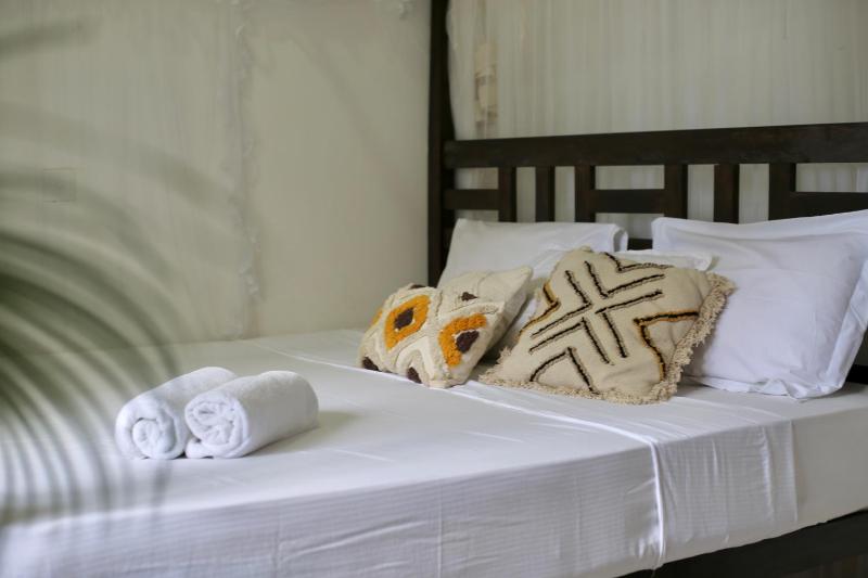 Amlou surf house - image 14
