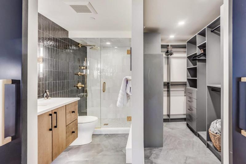 Modern 2 BR in Aspen Core Walk Everywhere - image 17